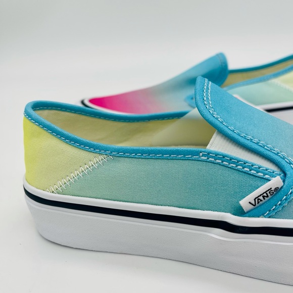 Classic Slip-On SF Vans - Picture 3 of 12